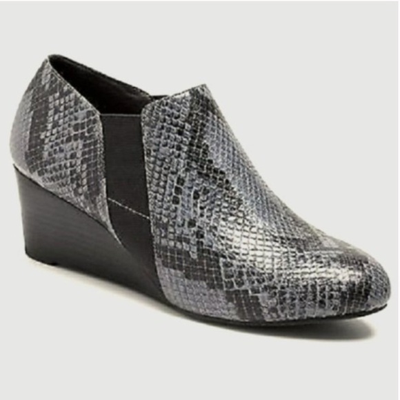 Vionic Stanton Wedge Ankle Boot Bootie Grey Black Snakeprint 8.5 Arch Support - Picture 1 of 12